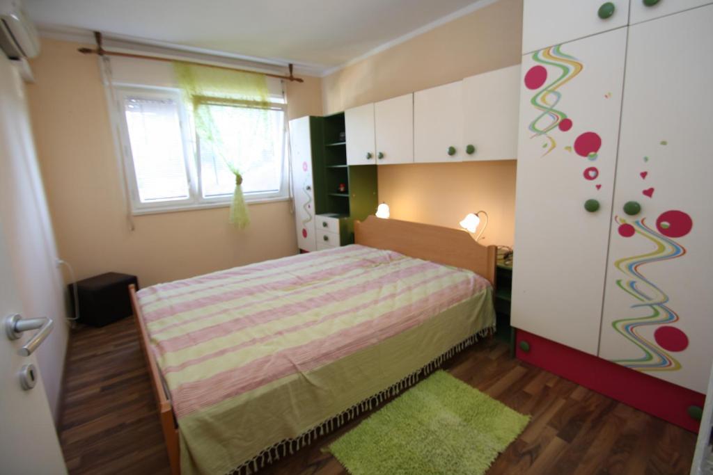 Apartments Tena With Private Parking Pula Quarto foto