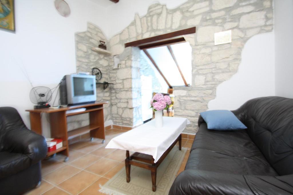 Apartments Tena With Private Parking Pula Quarto foto